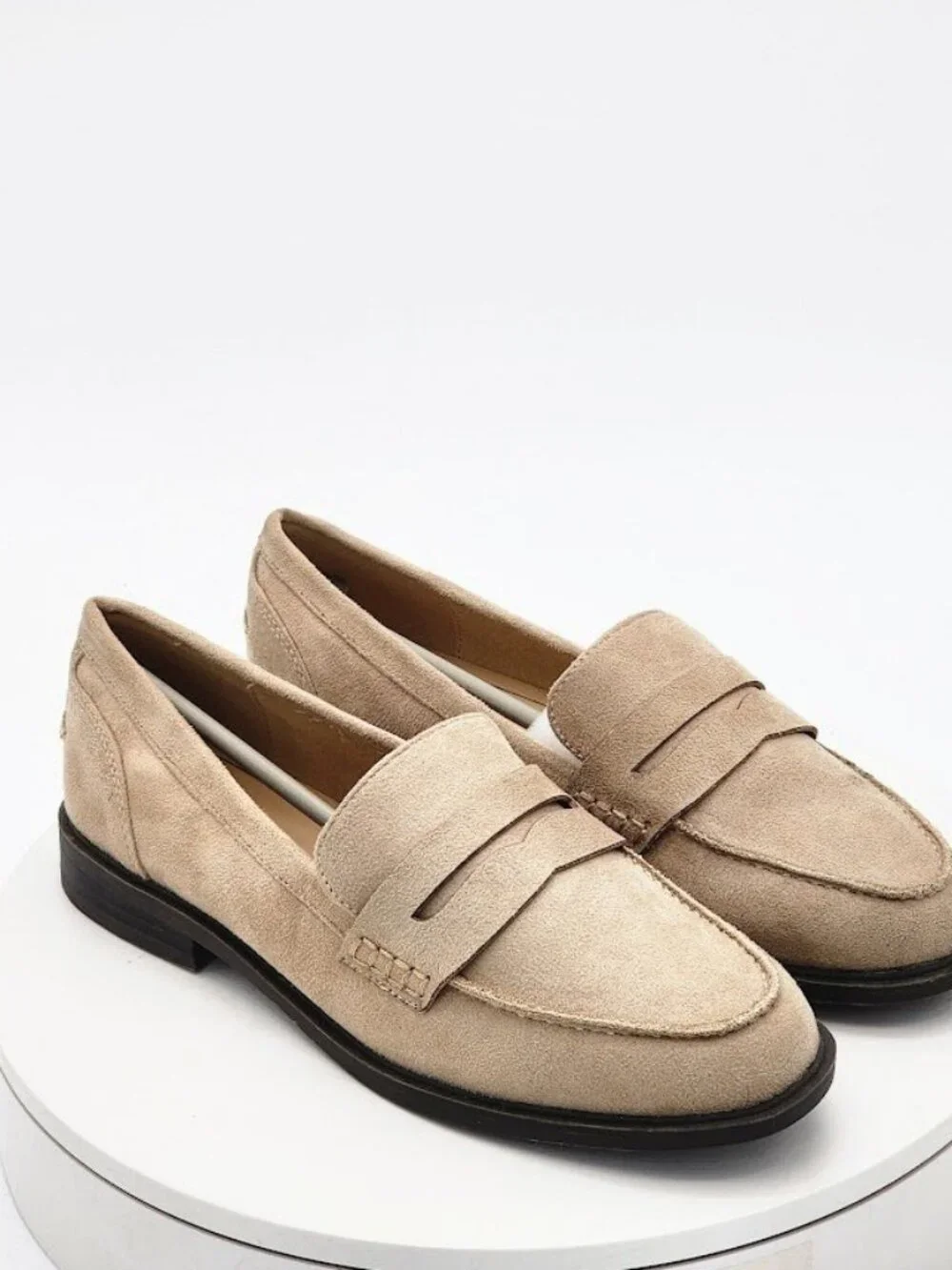 Journee Collection Brooks Taupe Penny Loafers Women’s Size 8.5 Wide WD